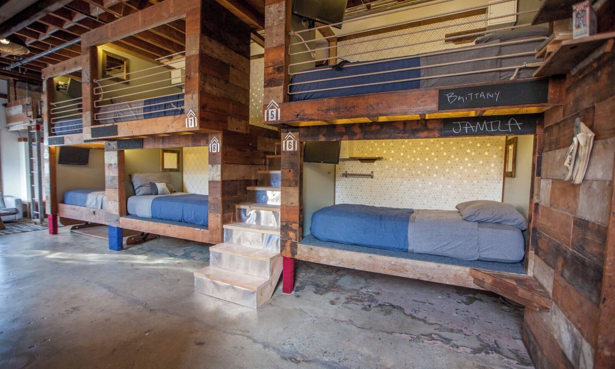East Hollywood Hotel | 10-Bed Boutique Hostel in Hollywood/Silverlake- private Rental