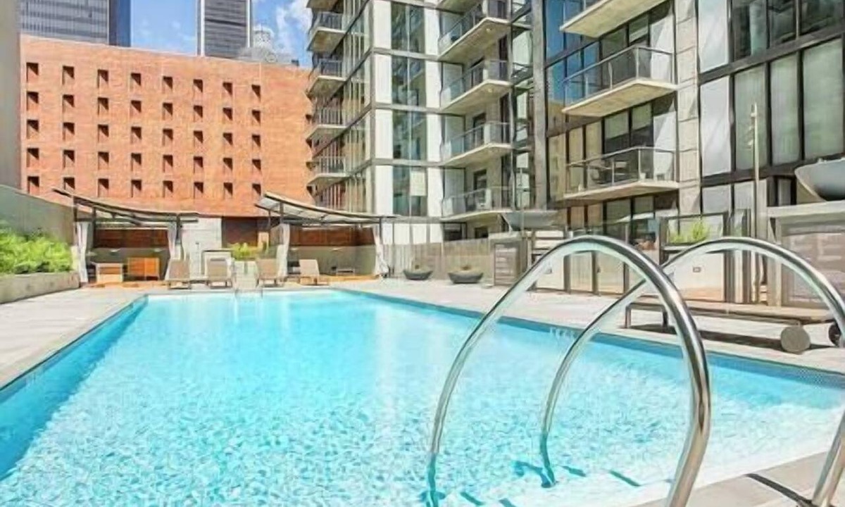 Downtown Los Angeles Apartment | 2 bed 2 bath DTLA X street-Conv. Center & LA Live