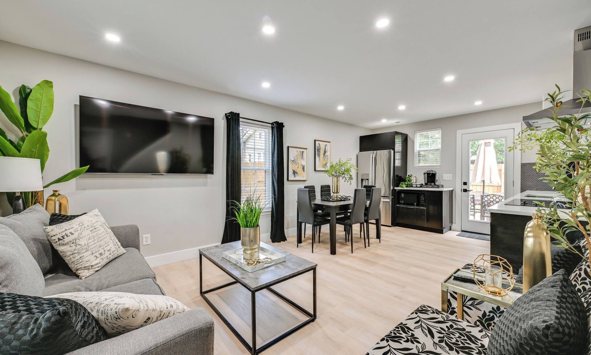 Biddleville House | 2 Mi to Uptown Charlotte: Family Home w/Game Room