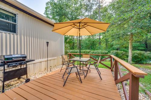 New London House | 3 Mi to Badin Lake: Quiet New London Retreat