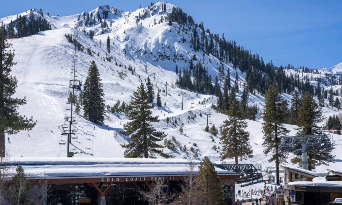 Olympic Valley Apartment | 3BR Condo in Village at Palisades - Premier