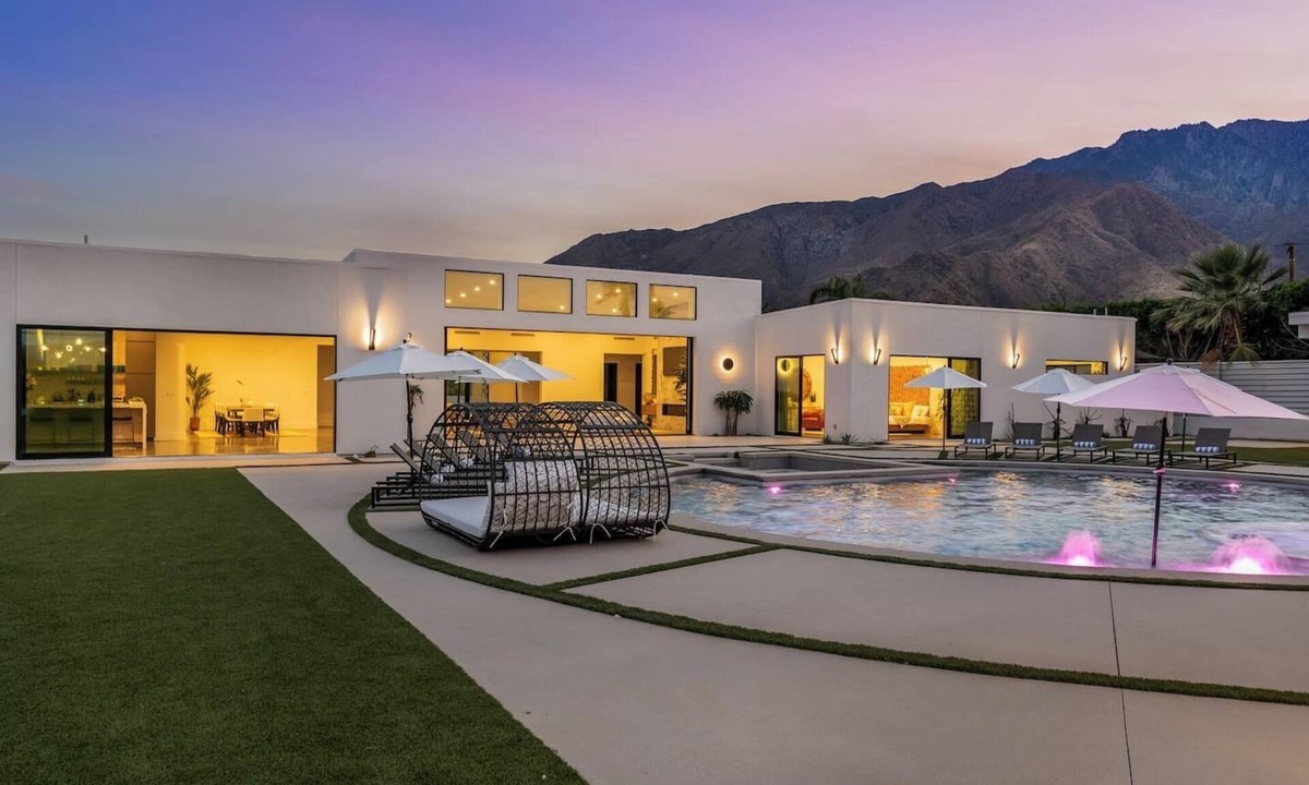 Racquet Club West House | 7,000 Sq Ft Luxury Oasis - Spa Lounge & Airstream