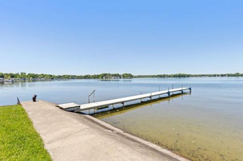 Chippewa Lake House | 7 Cabins & A House on Chippewa Lake