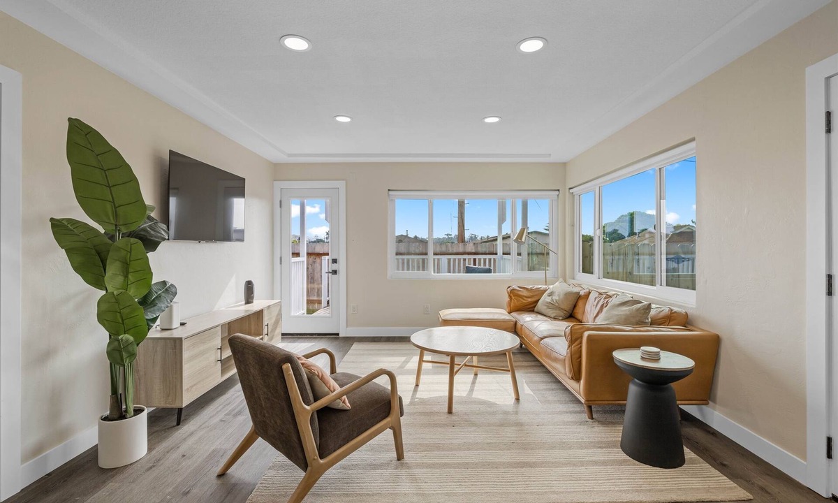 National City House | 7m to DT SD and SD Zoo! Modern Home w/Parking