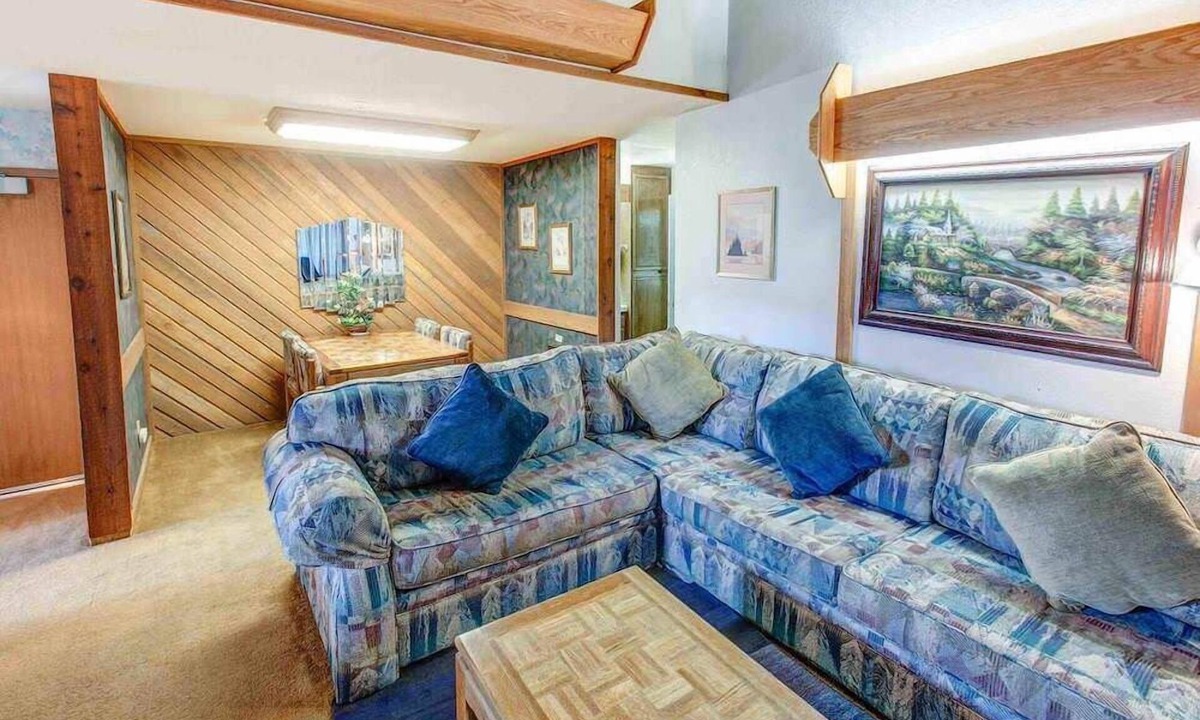 Mammoth Lakes Condo | Aspen Creek #401 | Year-Round Outdoor Activities