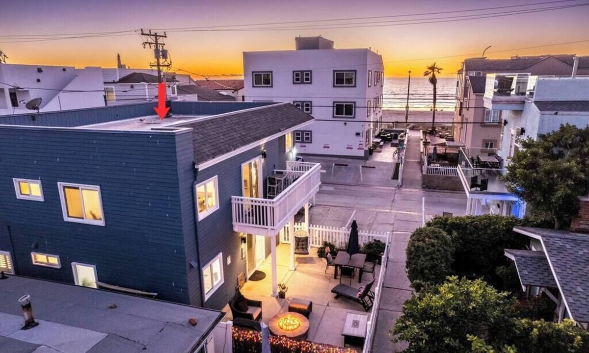 Mission Beach House | Beach Villa w/Views, Patio Firepit, AC, Parking - Steps to Beach