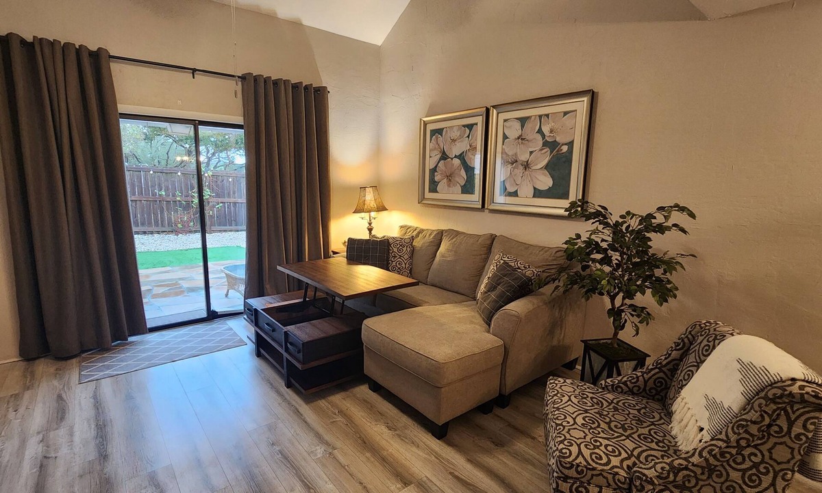 Vilano Beach House | Beachside Townhouse - Fenced Yard&Grill. Walk to the beach