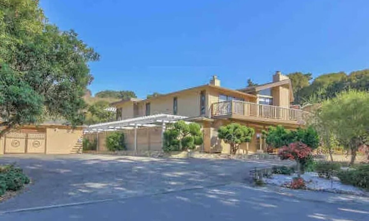 Carmel House | Beautiful Carmel House