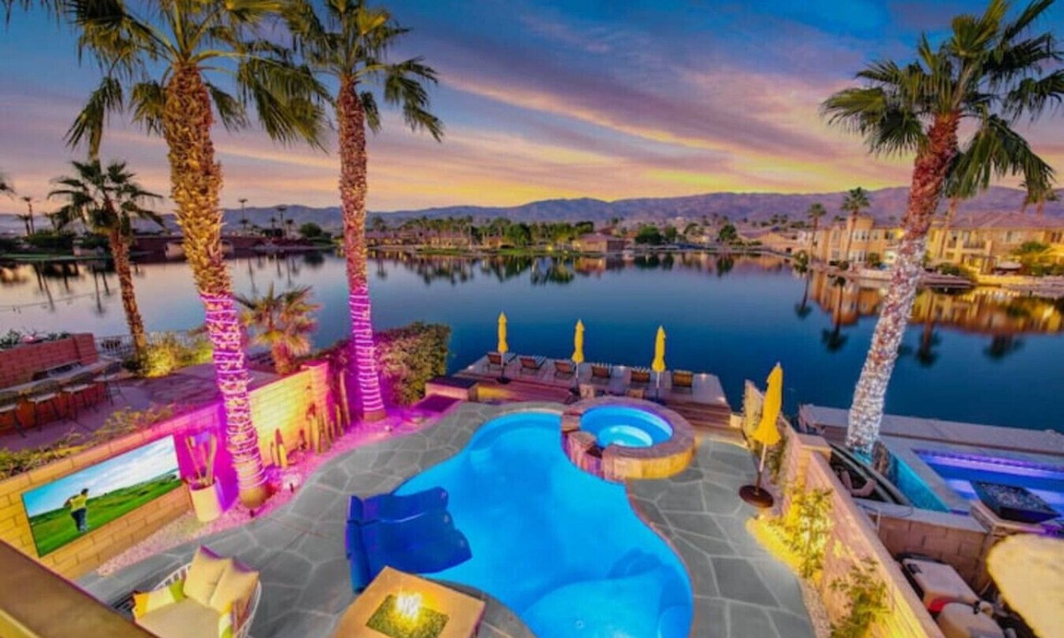 Terra Lago House | Best Festival Pricing-Pure Luxury/Steam Room+Pool