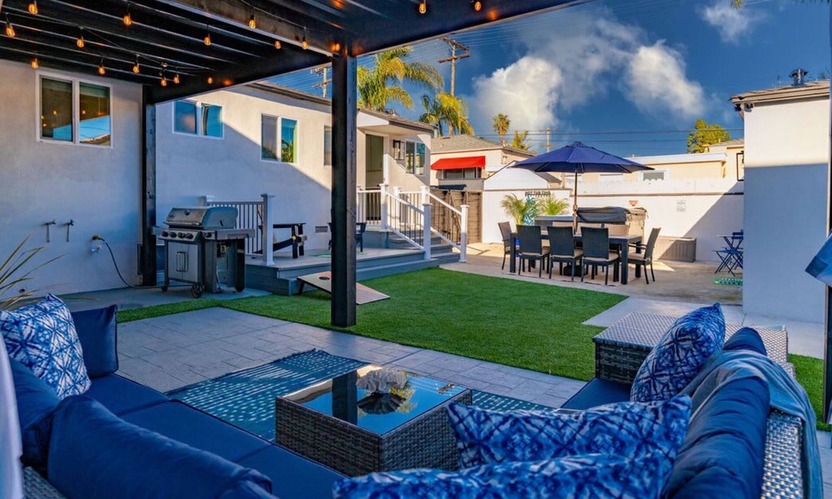 Pacific Beach Villa | Coastal Collective Haven 16 Guests