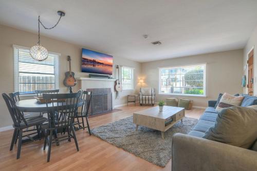 Carlsbad House | Coastal Cottage Steps from the Sand | Walk to Carlsbad Village, Dog-Friendly
