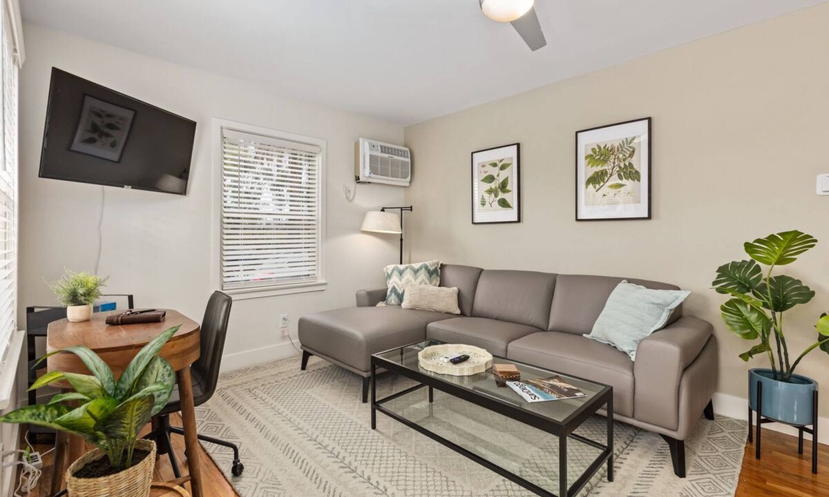 Normal Heights Cottage | Cozy, Newly Remodeled Cottage in Normal Heights