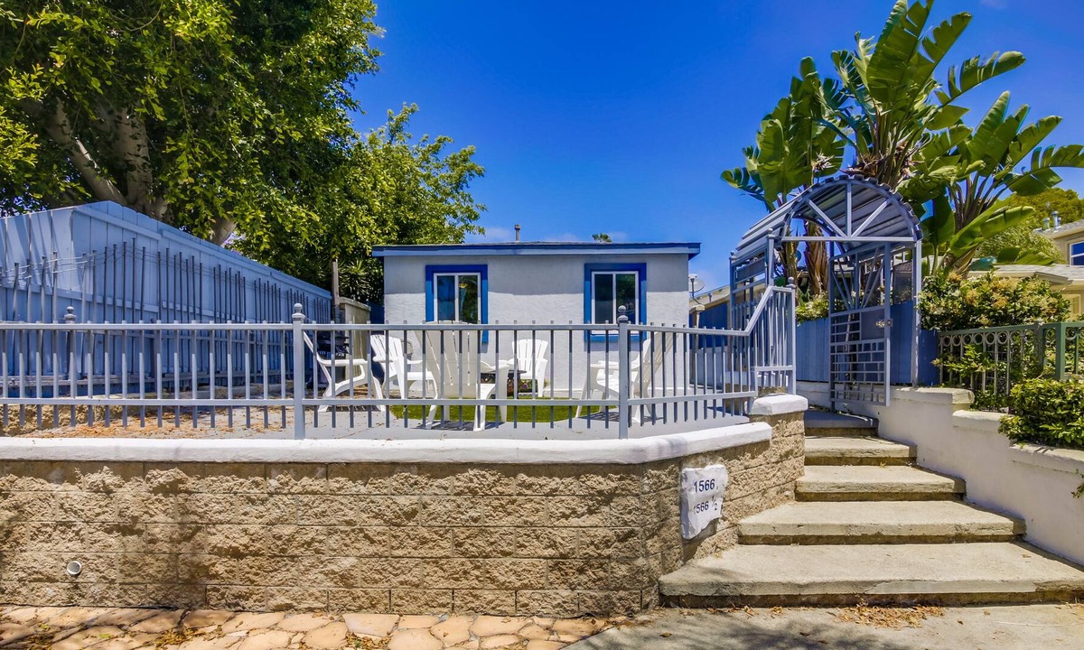 Crown Point Cottage | Crown Point Cottage 2: Hot Tub & Fire Pit