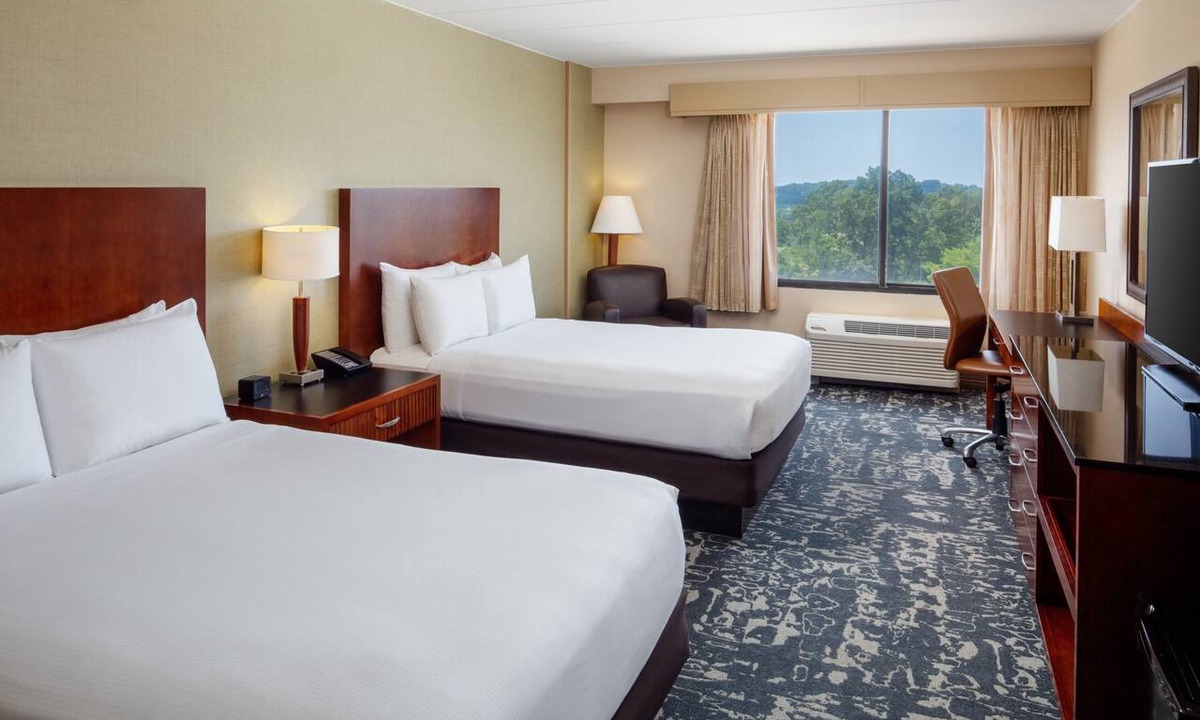 Danvers Hotel | DoubleTree by Hilton Boston North Shore