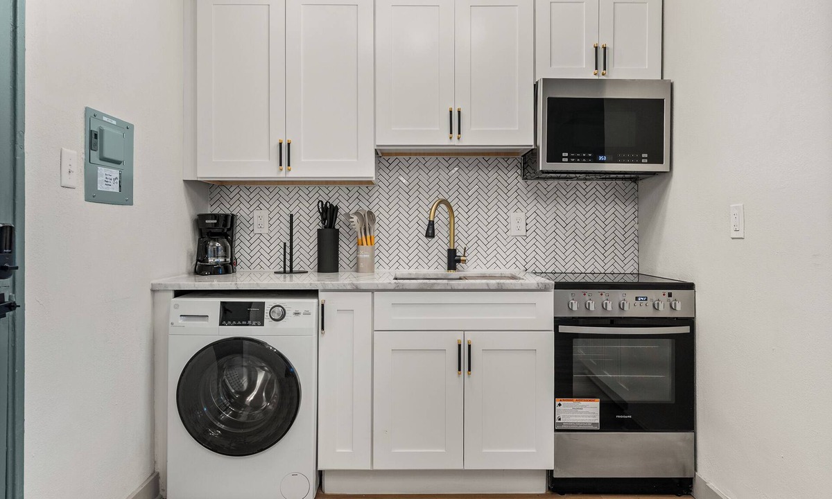 Central Gardens Apartment | Downtown Memphis 1BR Apartment