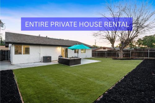 El Cajon House | Entire Private House with King Bed, Garage, Gated Backyard, 4Bedrooms 2Bathrooms, Available Now