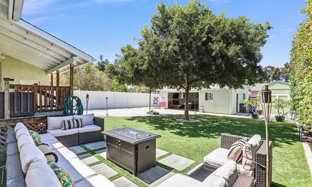 La Mesa House | Family Fun! Stylish Escape + Game Garage + Ping Pong + Big Yard + Free Parking