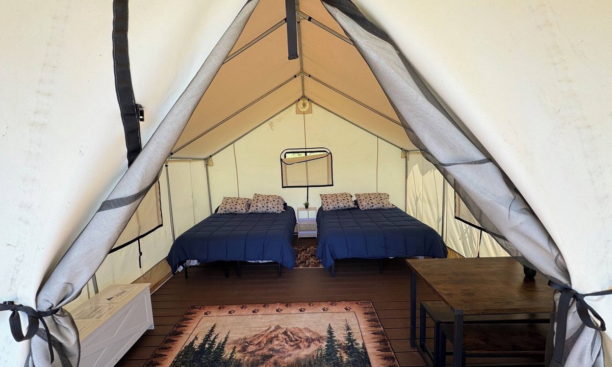 Klamath RV Rental | Glamping tent on the river.