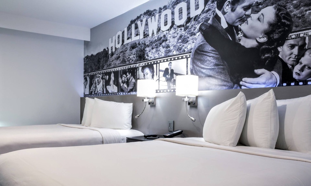 Grandview Hotel | Glen Capri Inn & Suites - Burbank Universal