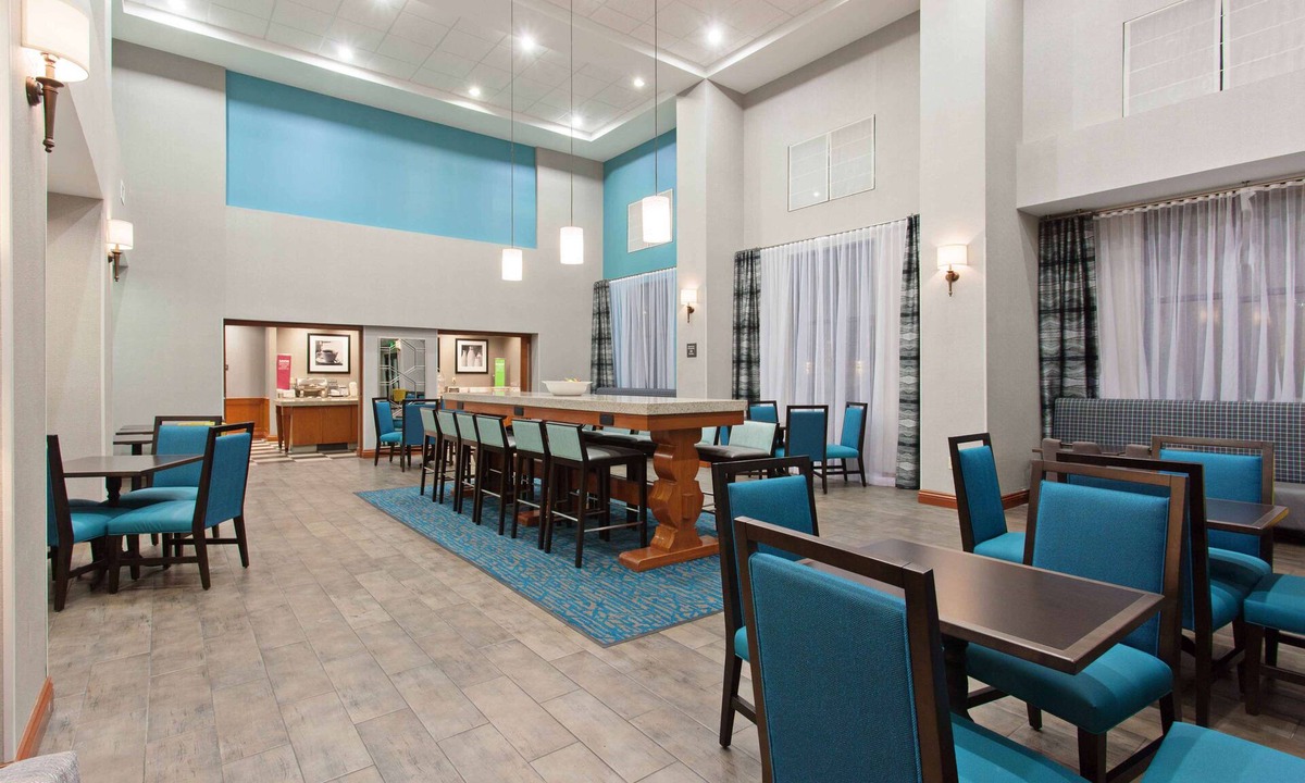 Clovis Hotel | Hampton Inn & Suites Clovis-Airport North