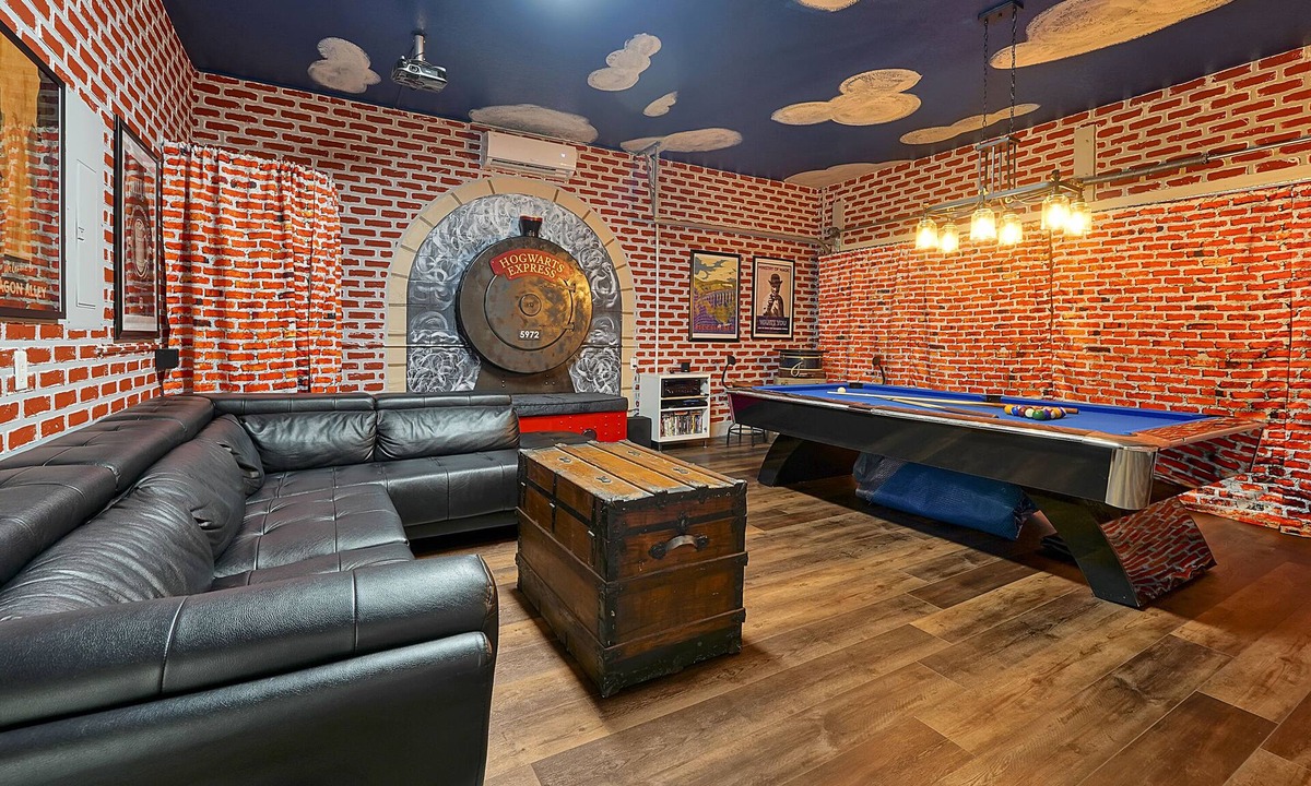 Windsor Hills Villa | Harry Potter Villa - 10 Mins to Disney