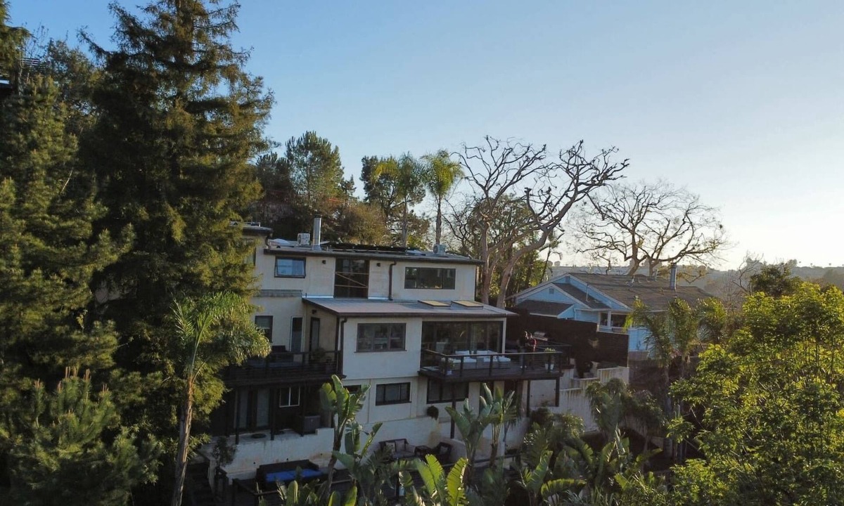 Hollywood Hills House | Hollywood Hills Skyline views Private Sauna