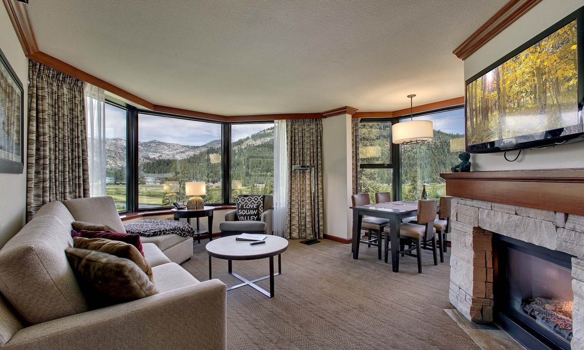 Olympic Valley Condo | Hyatt’s EVERLINE™️Resort & Spa,2bdrm PANORAMIC VIEWS!Pool,hot tubs SKI-IN-Out😎
