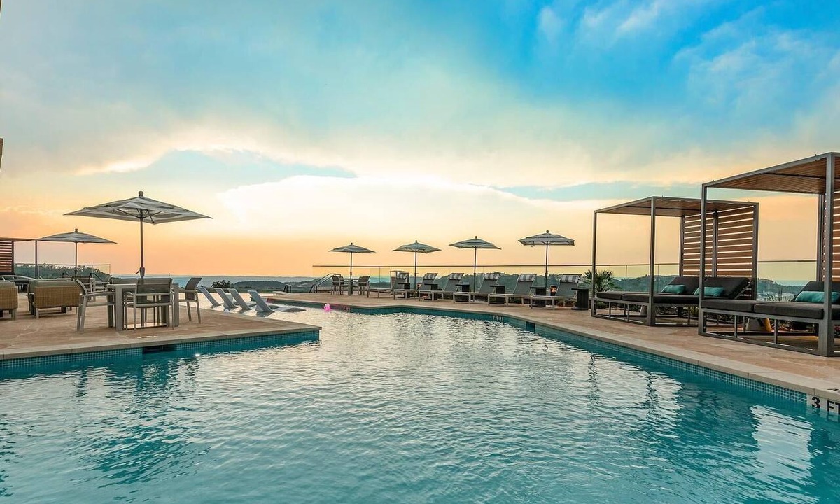 Austin Apartment | Landing | Spectacular 2BD, Clubhouse, Pool