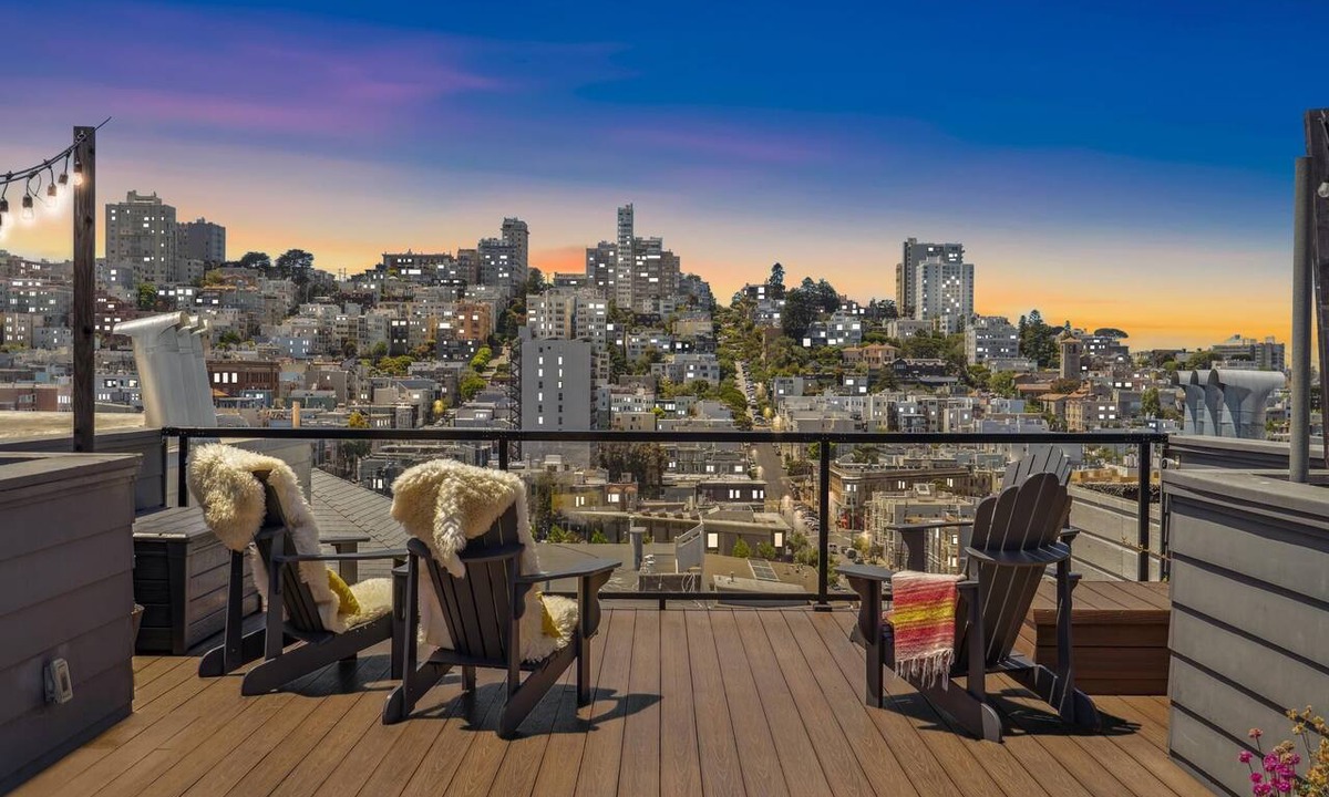 Telegraph Hill Condo | Live the Penthouse Dream – Luxe, Views & Vibes in Iconic North Beach