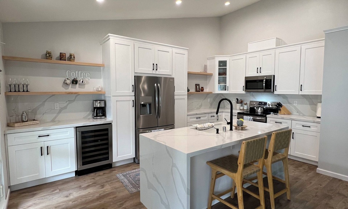 South Redondo Condo | Lovely 2-bedroom condo in Redondo Beach near the beach