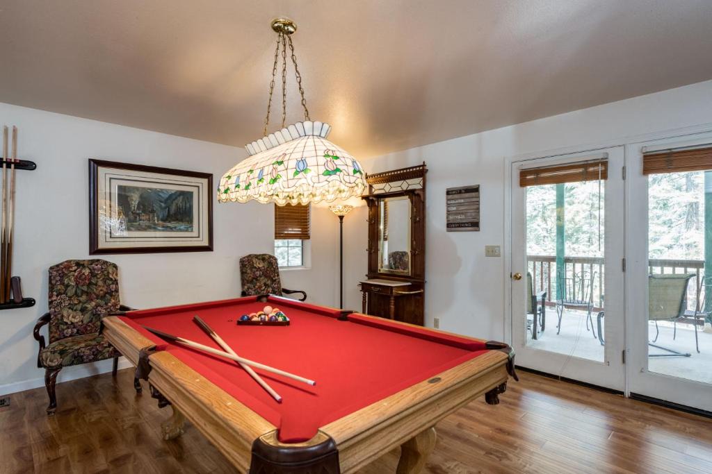 Yosemite West House | Lower Cascades
