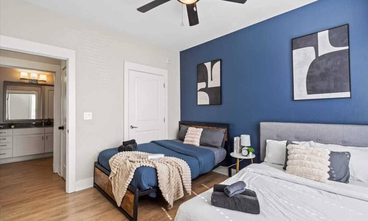 Charlotte Apartment | Luxe 1BR Suite Waverly Charlotte
