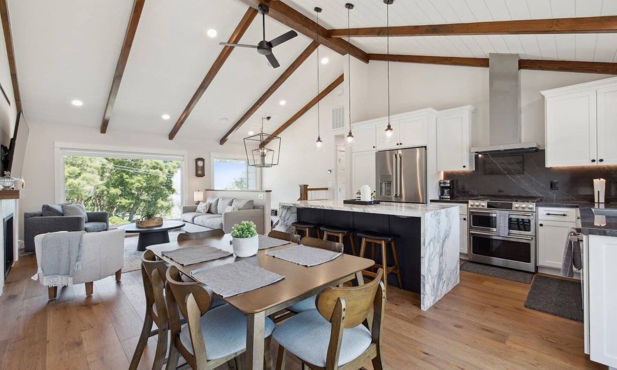 San Bruno House | LuxoStays Bright & Cozy 4BR Home 5 Beds 2 Baths Serene Escape