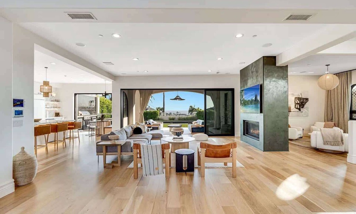 La Jolla House | Luxury La Jolla - Pool, Theater, Gym, Walk to Beach