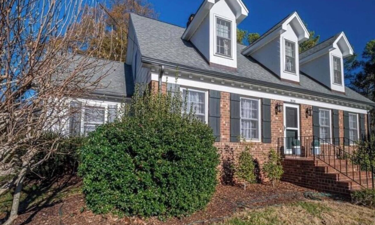 Gastonia House | Luxury Stay Gastonia