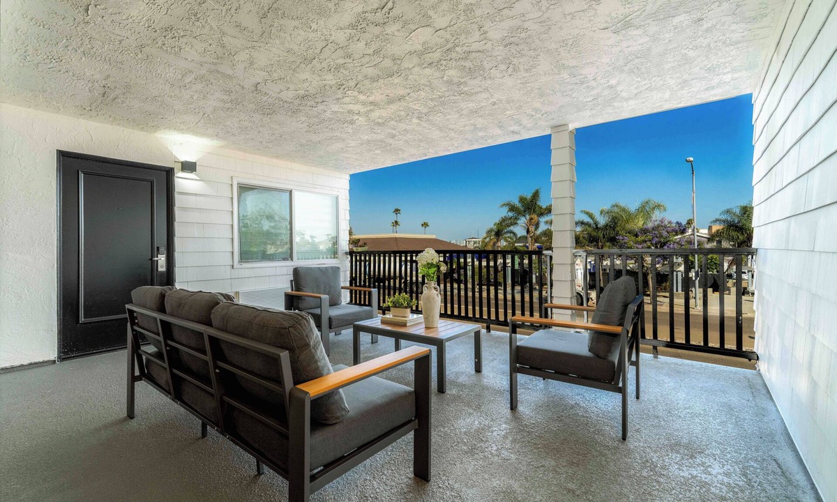 Point Loma Hotel | LYFE INN & SUITES by AGA - San Diego Airport/Point Loma