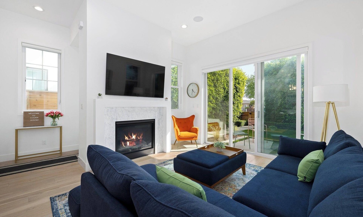 Del Rey House | New Home near Beaches, Culver City, Venice, Sofi Stadium, Santa Monica, and LAX