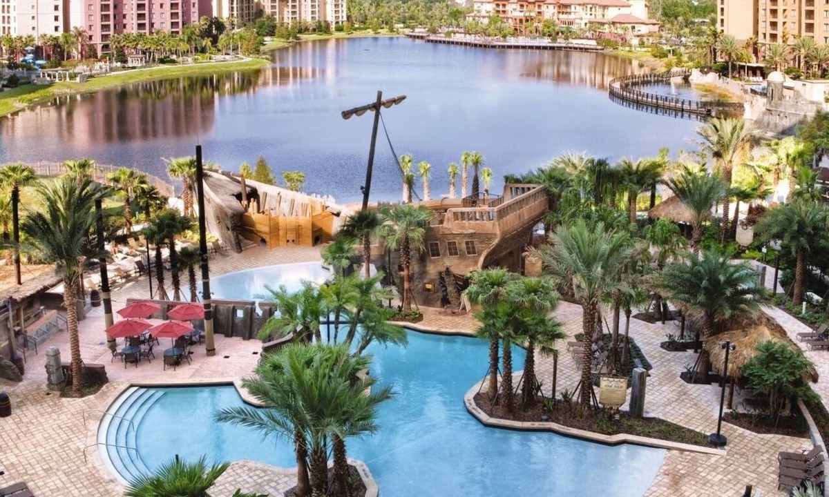 Lake Buena Vista Condo | Orlando | Pool & Disney Access | 3BR Sleeps 10