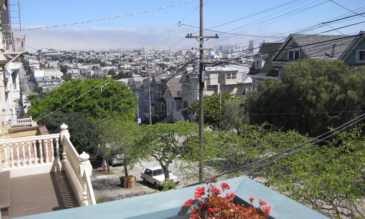 Dolores Heights Apartment | Pampered San Francisco Vaca Airport Pickup+Dropoff