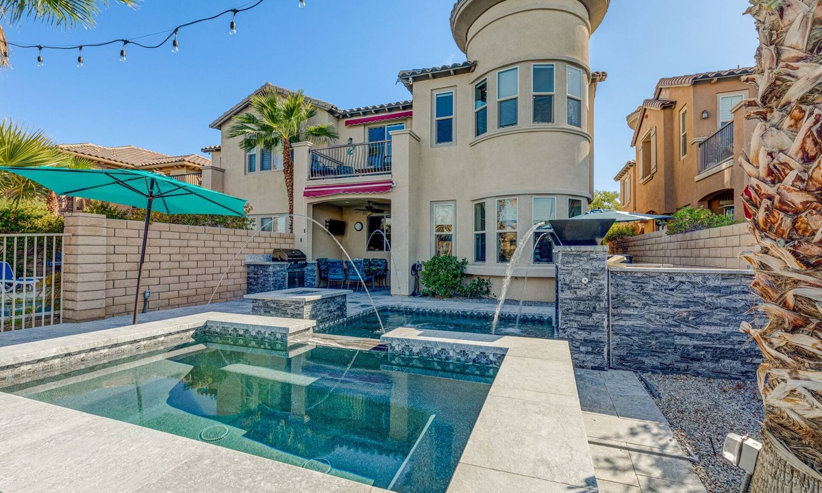 Terra Lago Villa | Paradise on a Lake/Private Pool and Spa