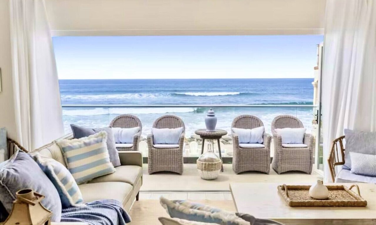 South Oceanside Apartment | Popular New Beach House on Sand, Private Fire Ring