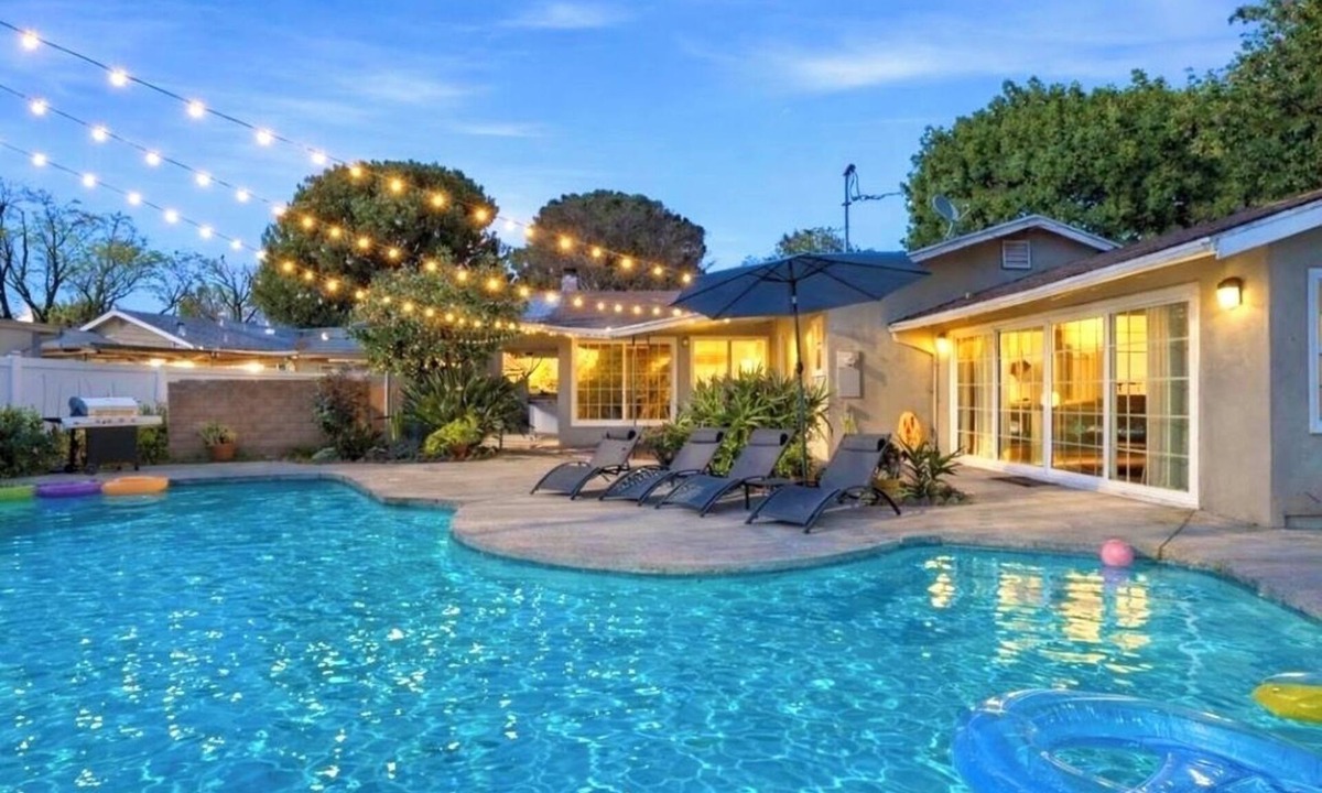 Granada Hills South House | Private Pool Home Near Universal Studios - 4BR Retreat, Quiet Area - LONG -TERM