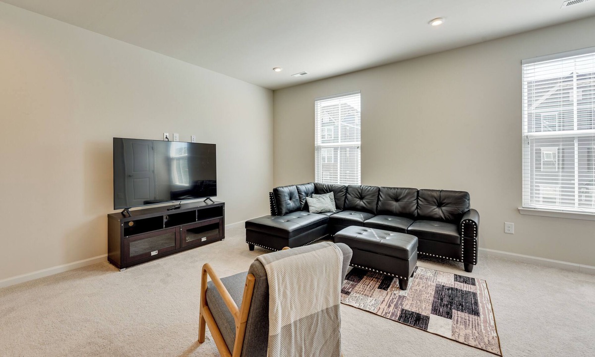 Stallings House | Room to Work + Relax! Spacious Unit Near Charlotte