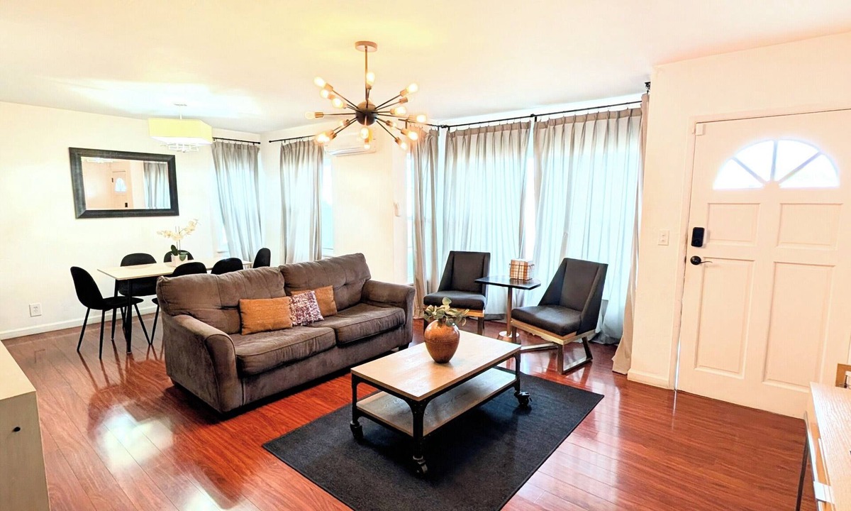 Lincoln Acres House | San Diego South Bay Home - 3Bd/2Bth/Driveway/Yard near Gaylord Resort