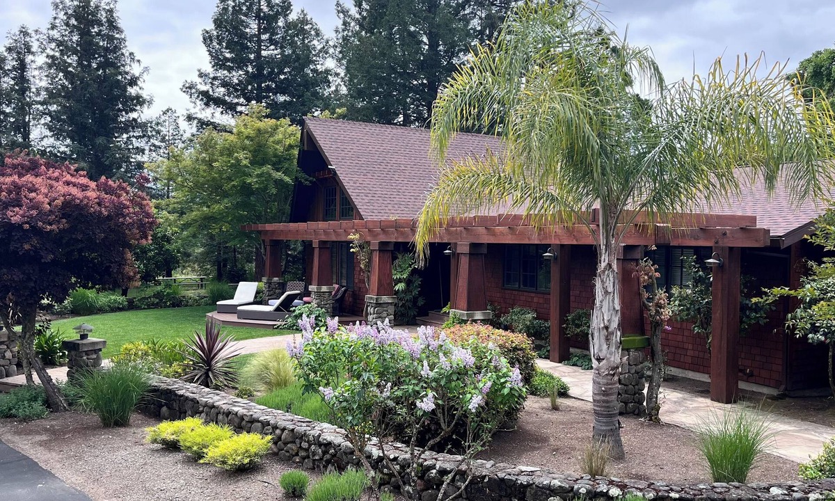 Sonoma House | Secluded Arts and Crafts Wine Country Estate
