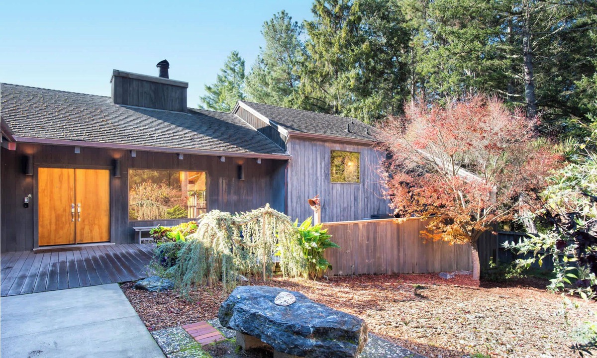 Sea Ranch House | Serene 3 BDRM with Hot Tub & EV Charger