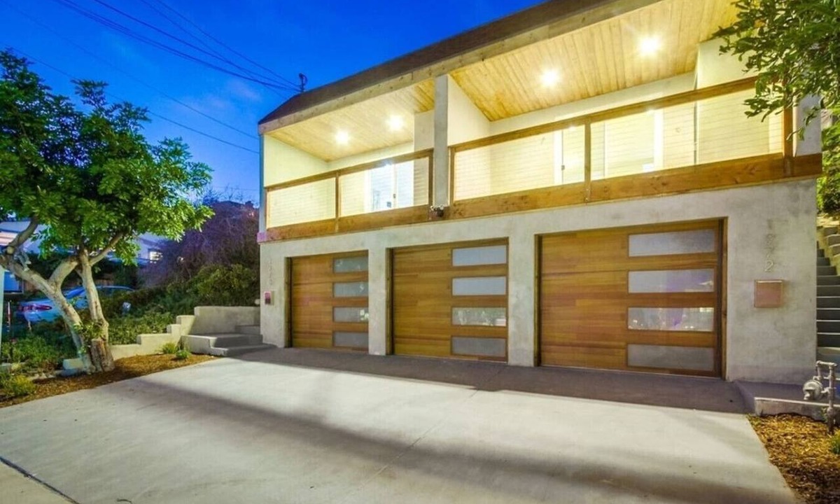 Mission Hills Condo | Sunset in Old Town with a Perfect Location