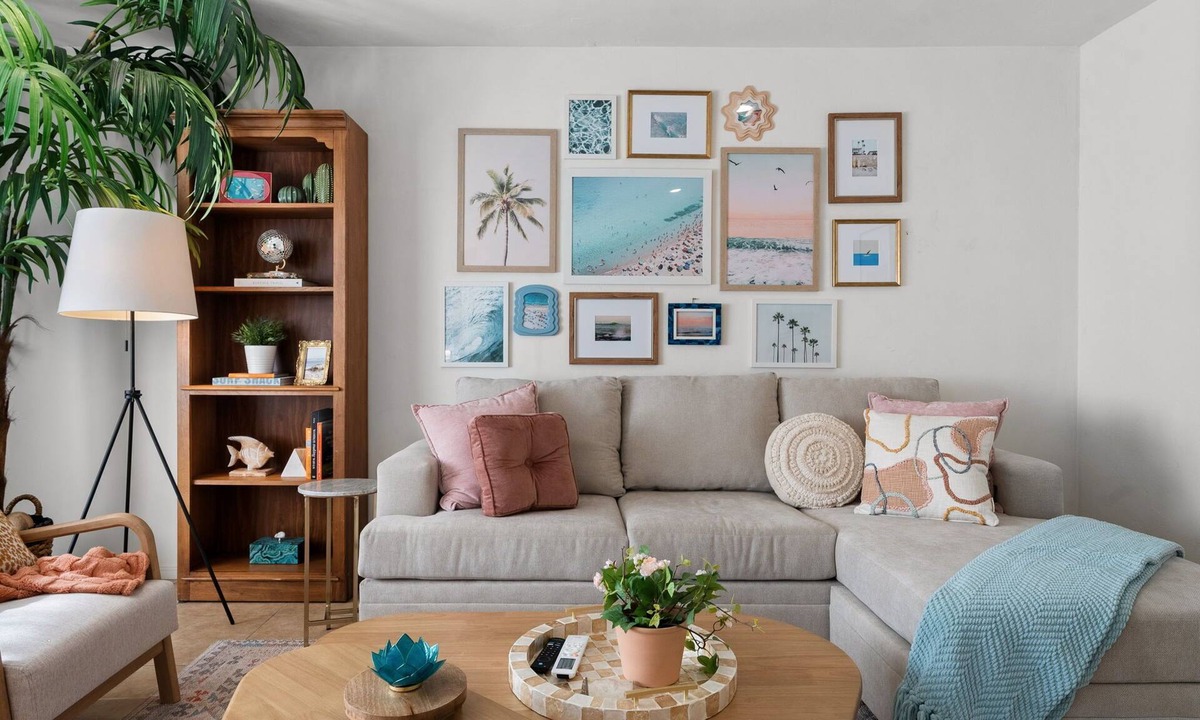 Stockton House | The Palm House by Coastline Vacation Rentals
