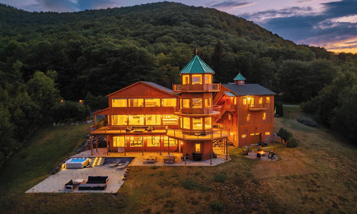 Durham House | The Summit House - Private Upstate Estate with Unmatched Mountain Views