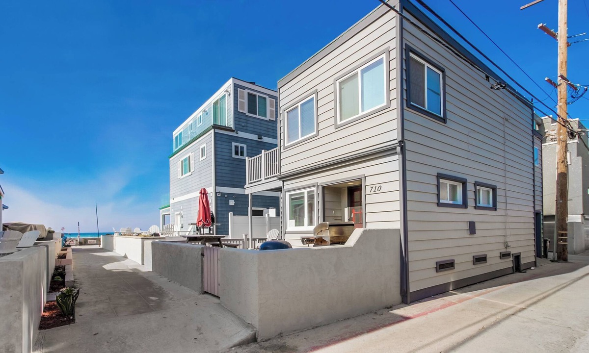 Mission Beach House | Your 3-Bedroom Coastal Escape Awaits